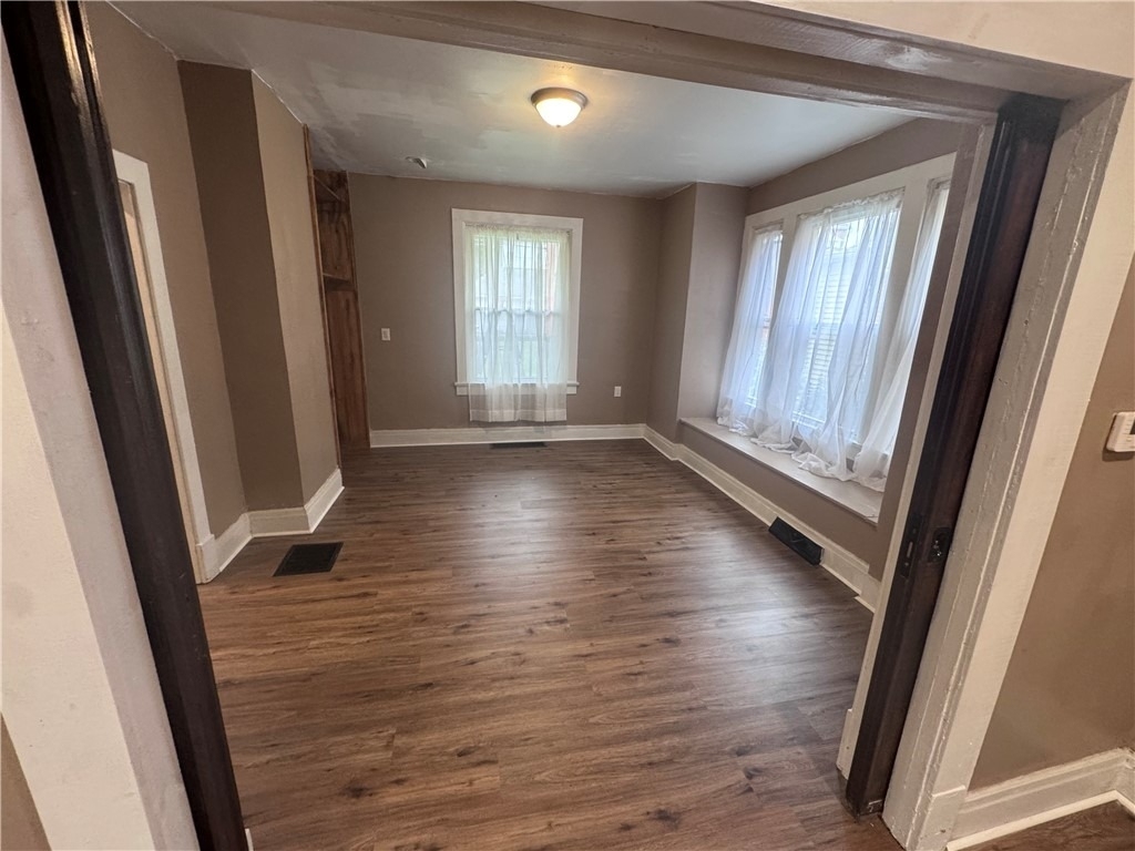 460 4th Ave - Photo 3