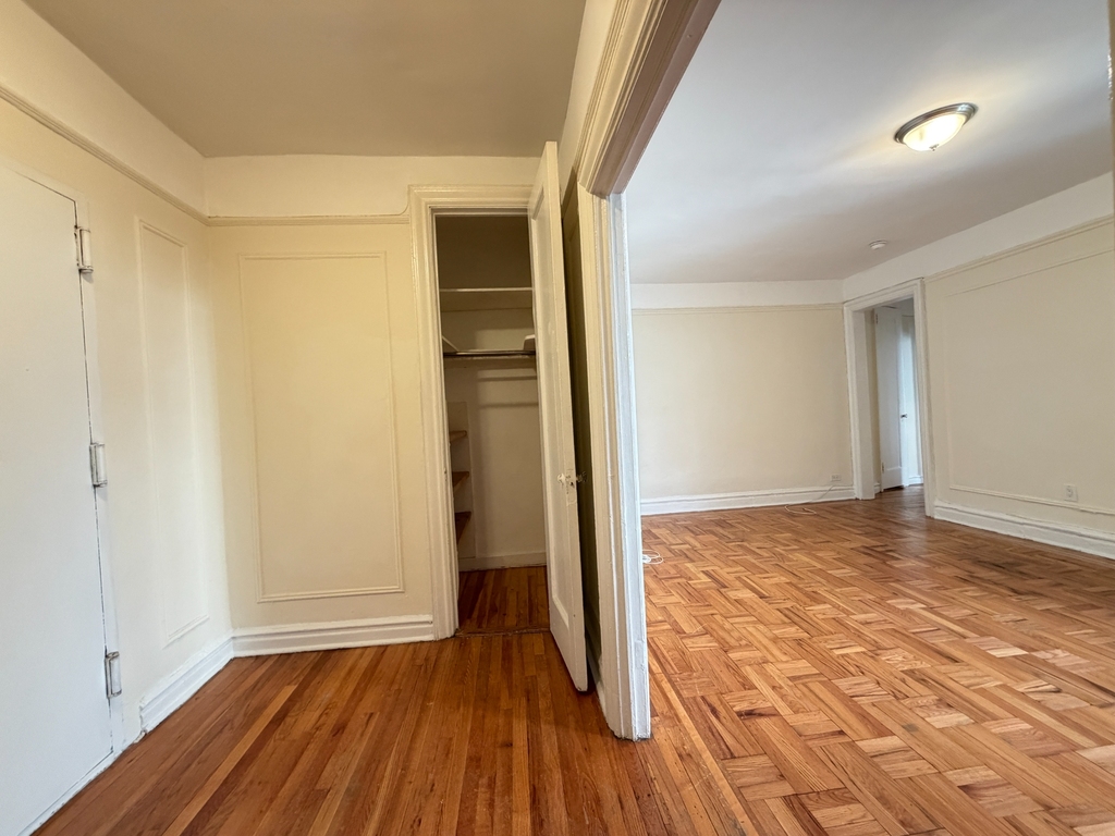1803 Riverside Drive - Photo 5
