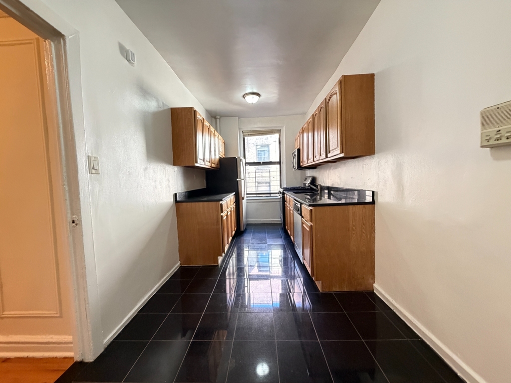 1803 Riverside Drive - Photo 1