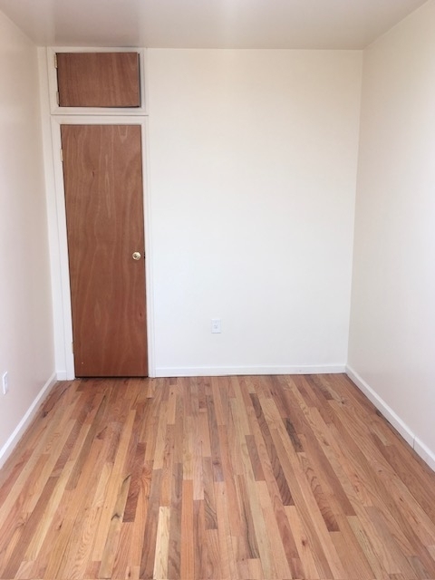 213 east 110th street - Photo 7