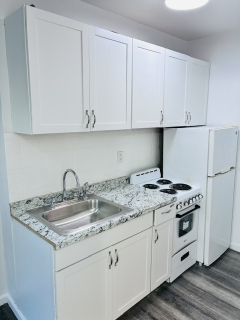 752 9th Avenue - Photo 3