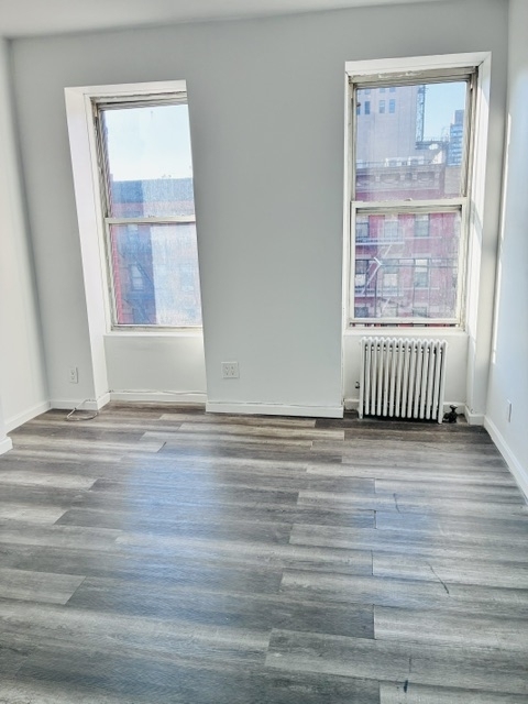752 9th Avenue - Photo 0