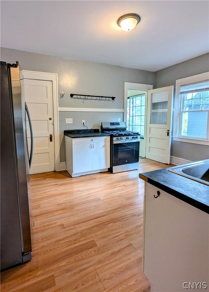 141 Beverly Road - Photo 6