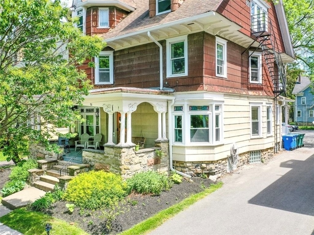 96 Rutgers Street - Photo 0