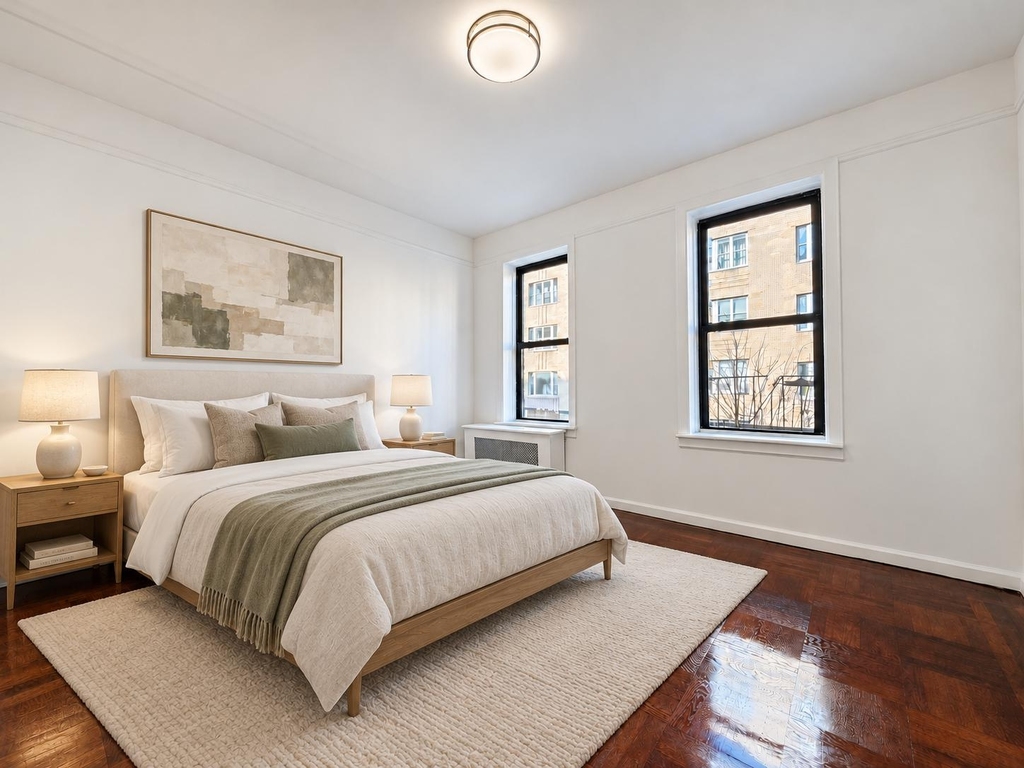 121 Bennett Avenue - Photo 3