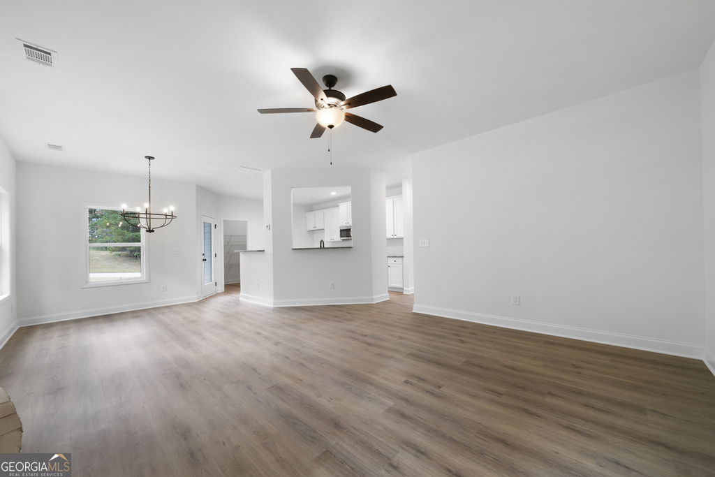 21 Jamie Drive - Photo 5