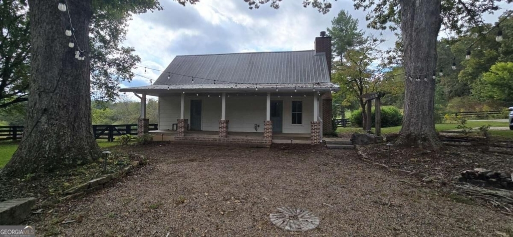 812 Bessie Lane - Photo 0