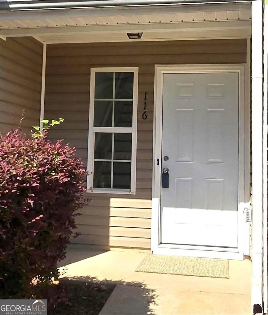 116 Heritage Way - Photo 0