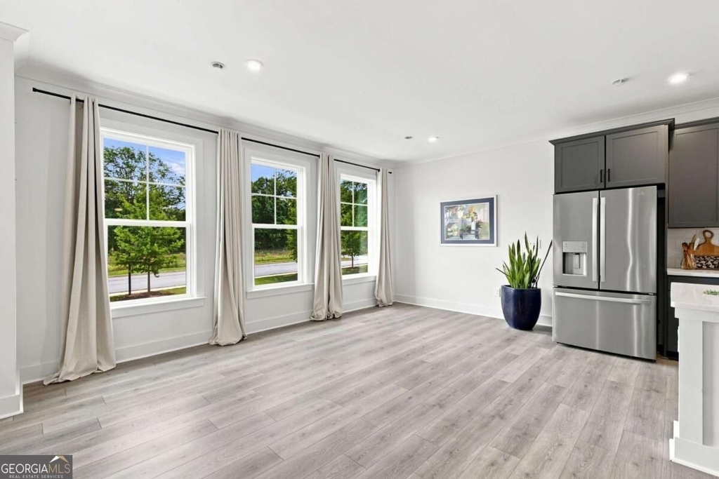 3401 Catalan Alley - Photo 14