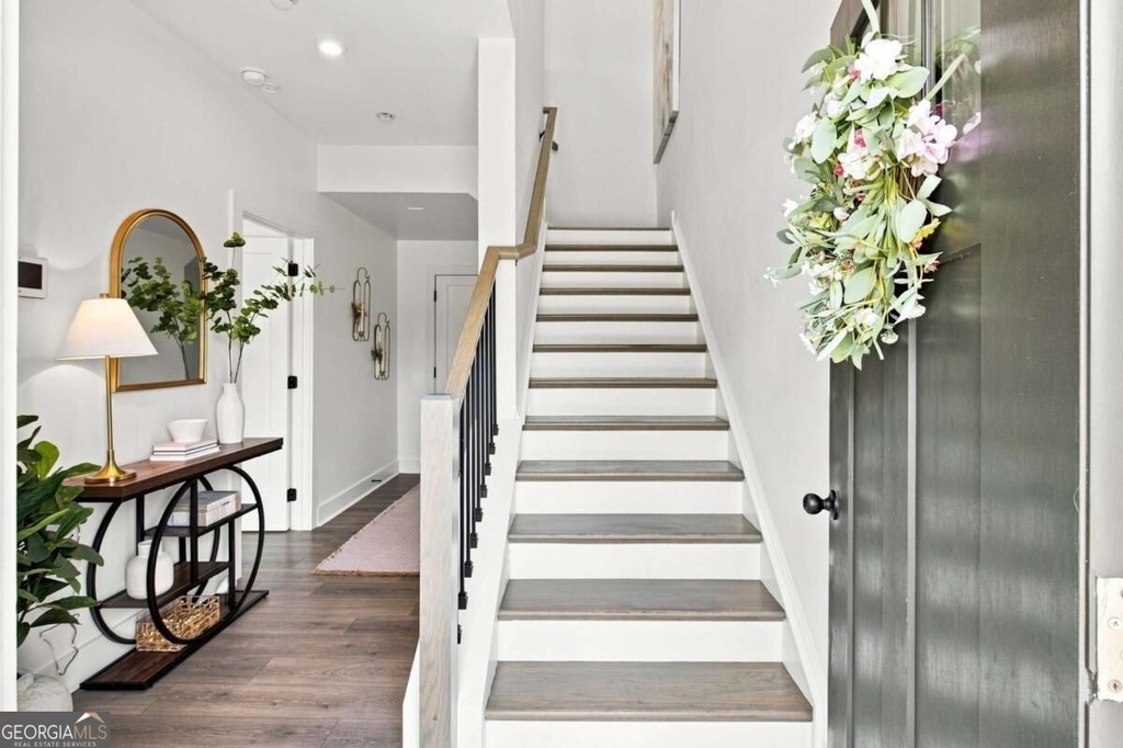 3401 Catalan Alley - Photo 2