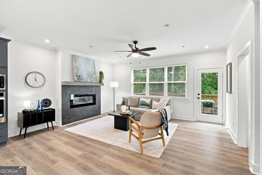 3401 Catalan Alley - Photo 17