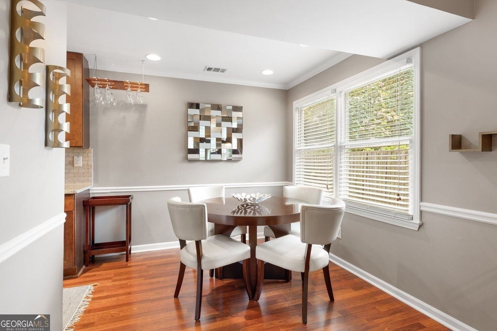 1538 Chantilly Drive - Photo 8
