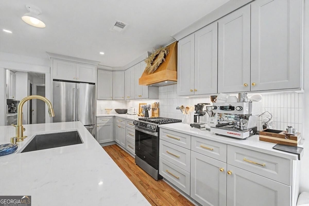 512 Cherokee Street Ne - Photo 13