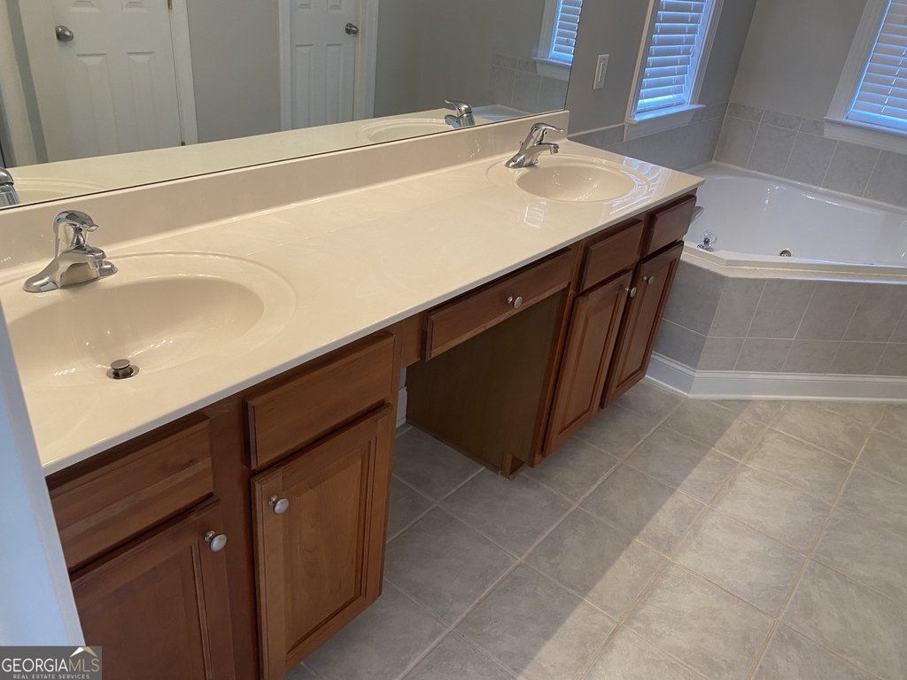 44 Vaux Way - Photo 10
