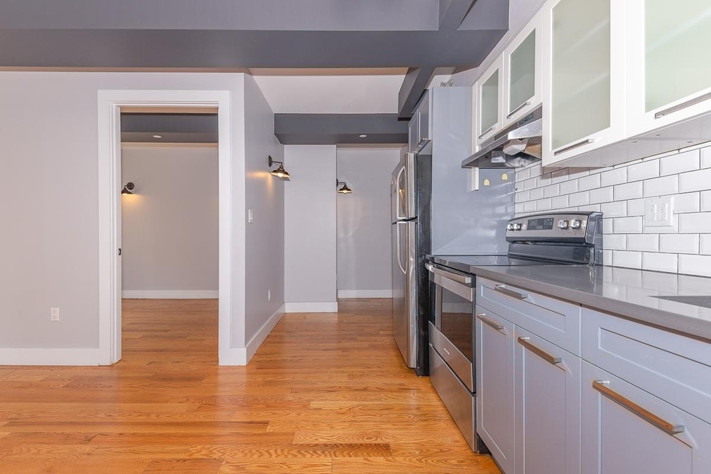 186 Lenox Road - Photo 4