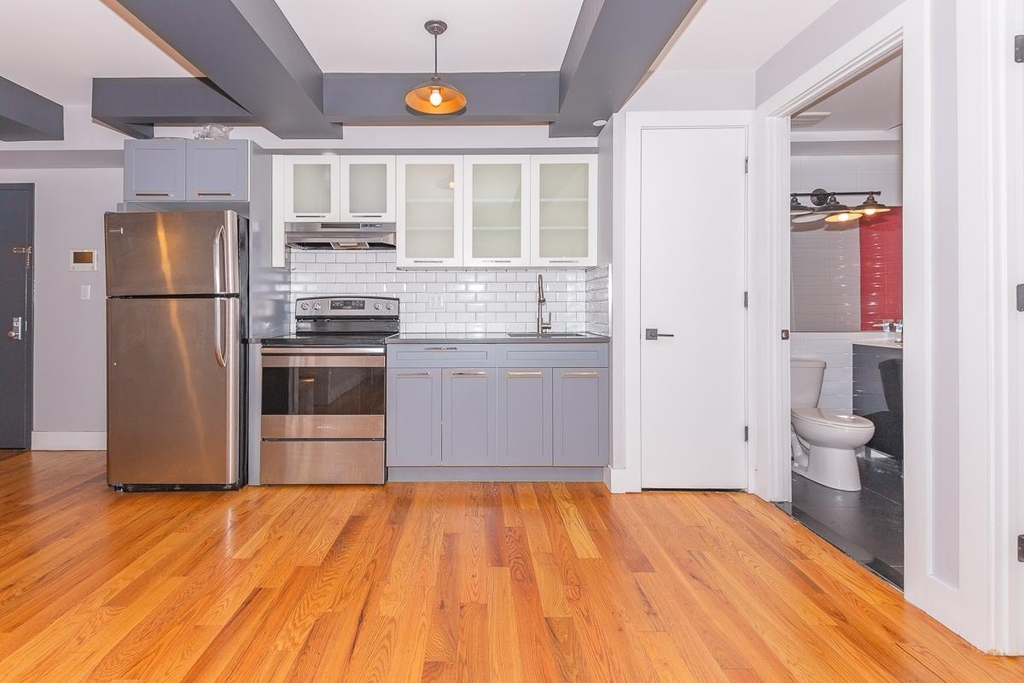 186 Lenox Road - Photo 2