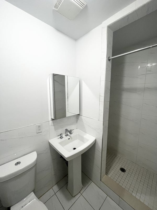 West 163rd Street & Broadway - Photo 3