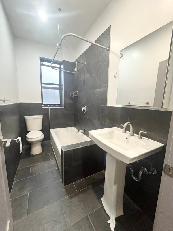 West 176th Street & St Nicholas Avenue - Photo 9