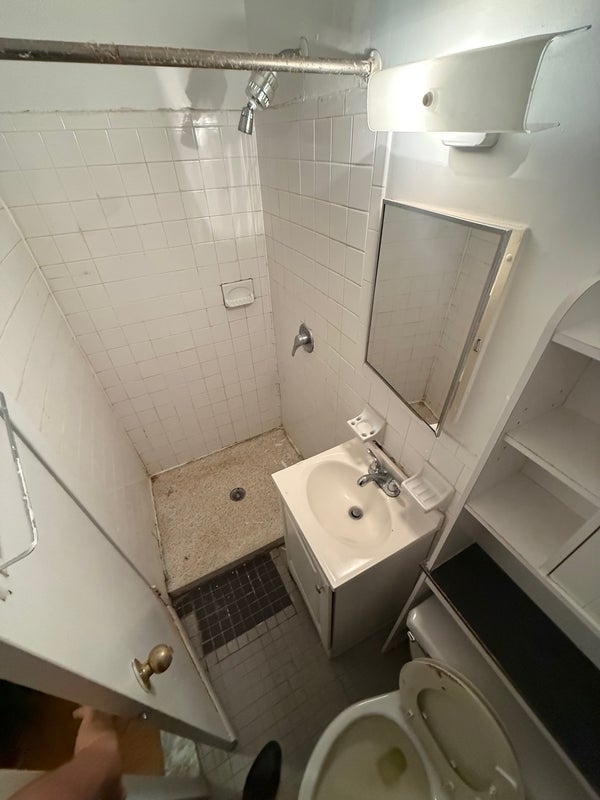 Claremont Avenue - Photo 6