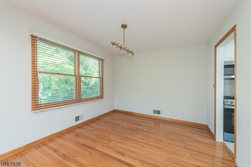 31 Hillside Ave - Photo 10