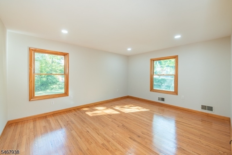 31 Hillside Ave - Photo 19