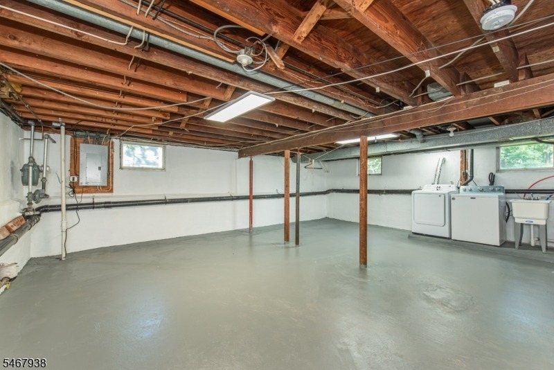 31 Hillside Ave - Photo 23