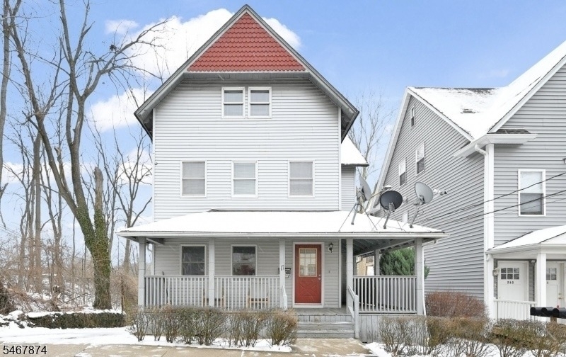 17 Olyphant Pl - Photo 1