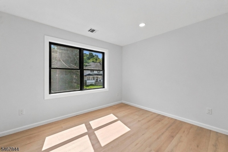139 Main St - Photo 26