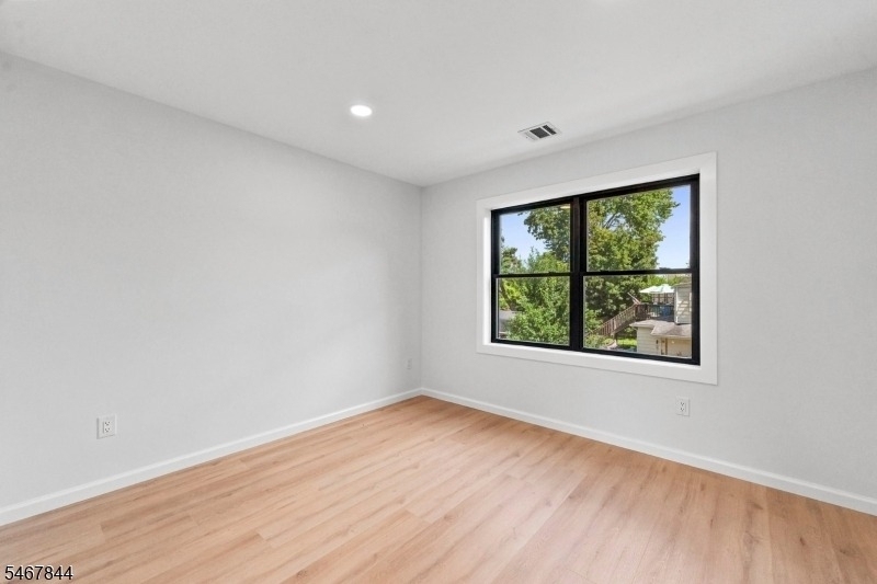 139 Main St - Photo 28