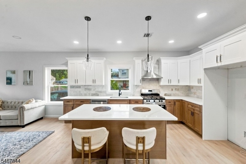 139 Main St - Photo 3