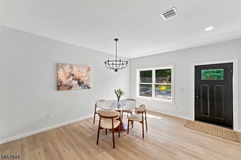 139 Main St - Photo 9