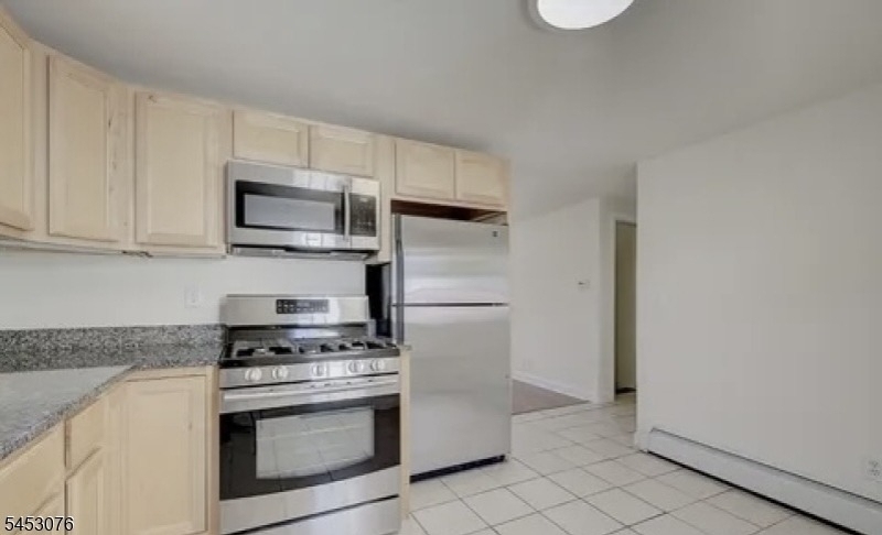 443 Downer St - Photo 7