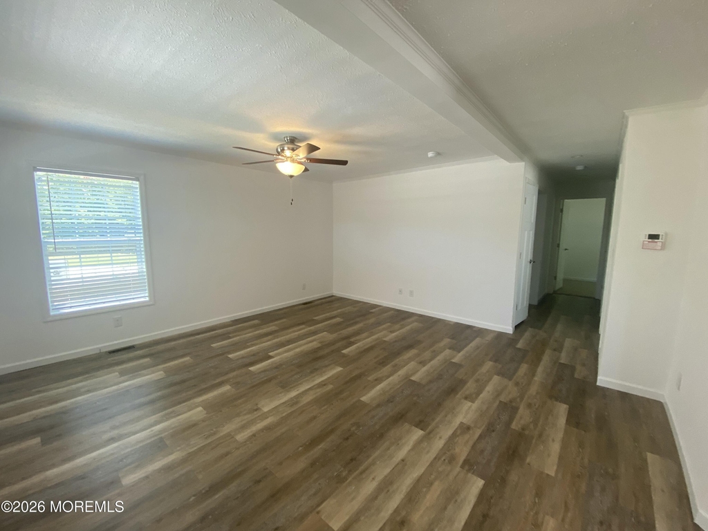 17 Maple Tree Court - Photo 4