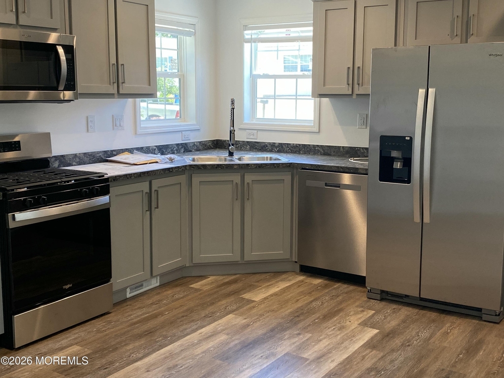 17 Maple Tree Court - Photo 1