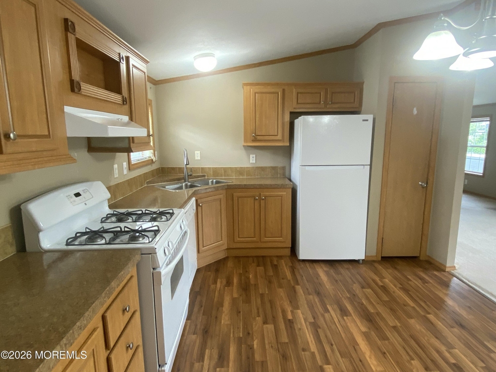 5 Maple Tree Court - Photo 4