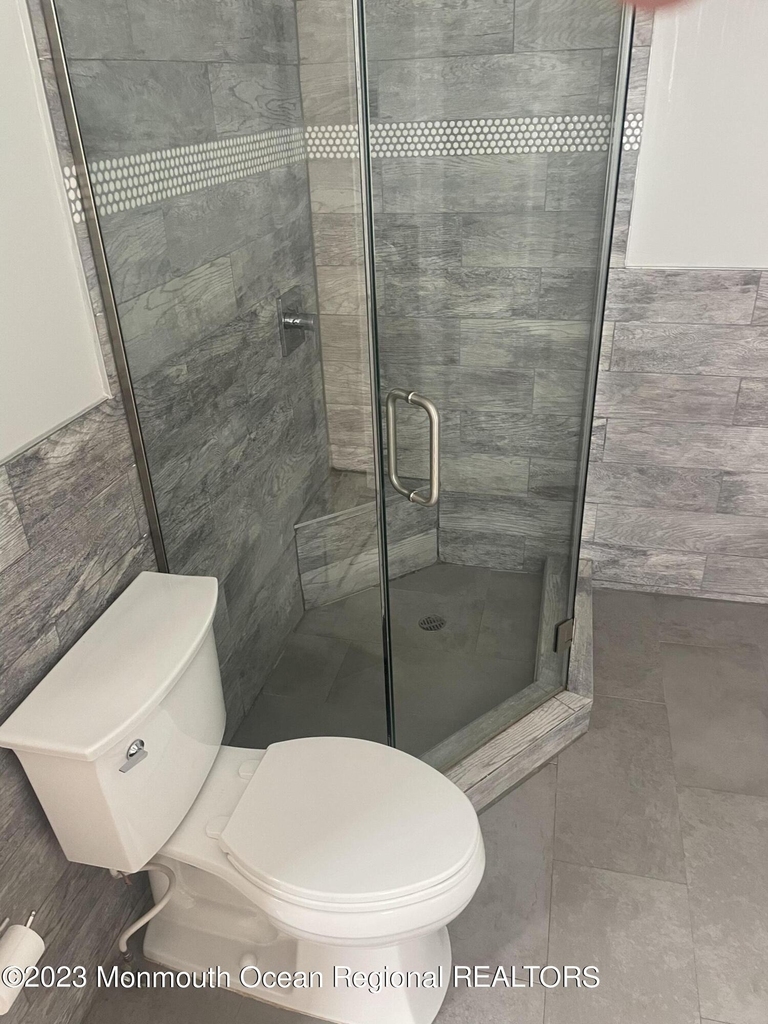 363 Lake Avenue - Photo 18