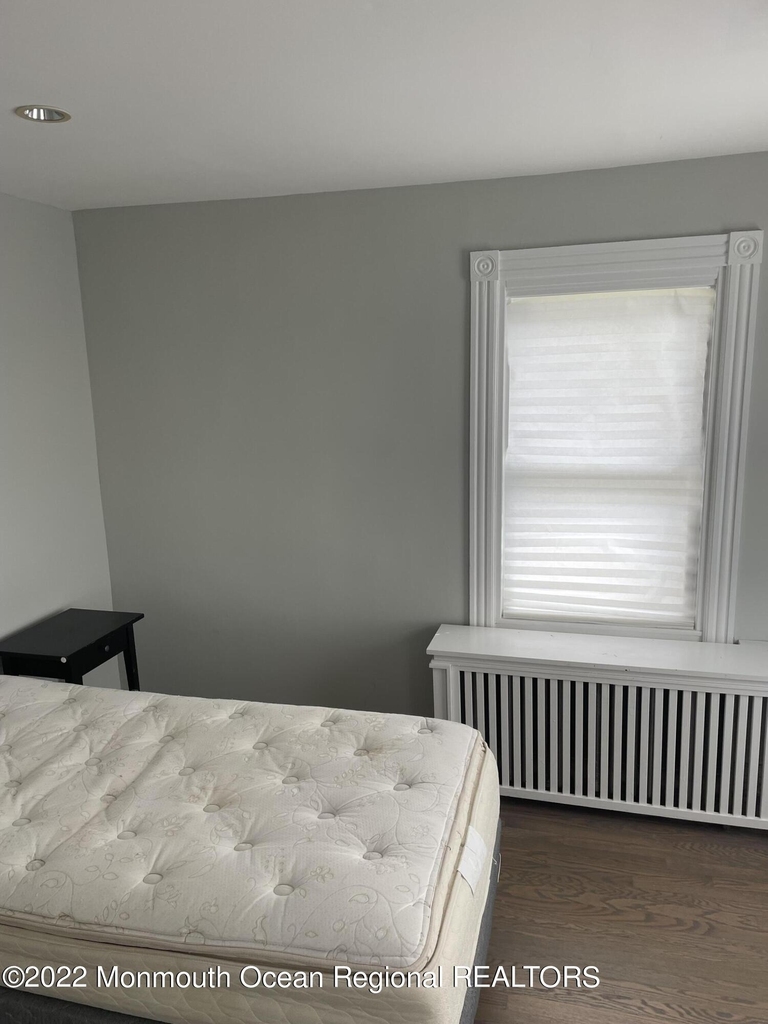 363 Lake Avenue - Photo 8