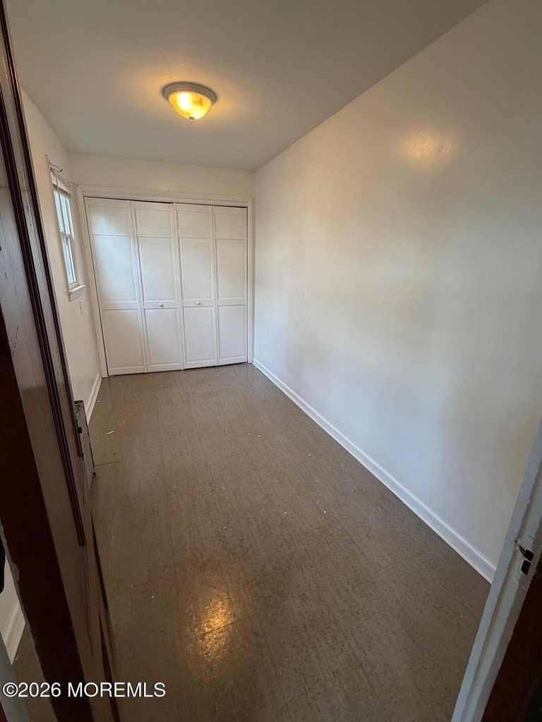 92 Broadway - Photo 11