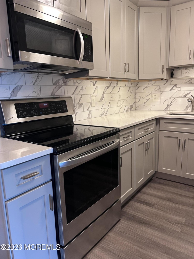 330 Shore Drive - Photo 6