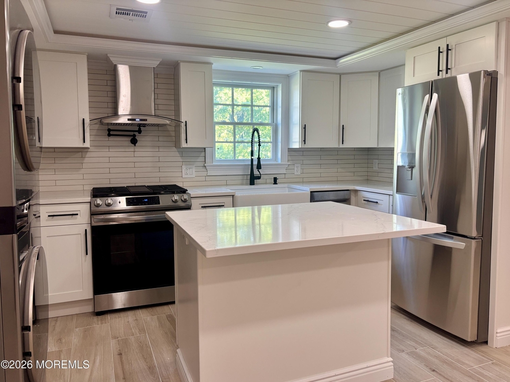 2634 E Hurley Pond Road - Photo 0