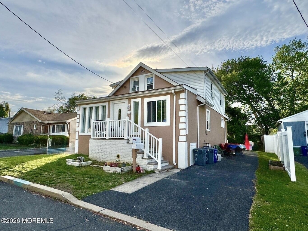 196 Milton Avenue - Photo 1