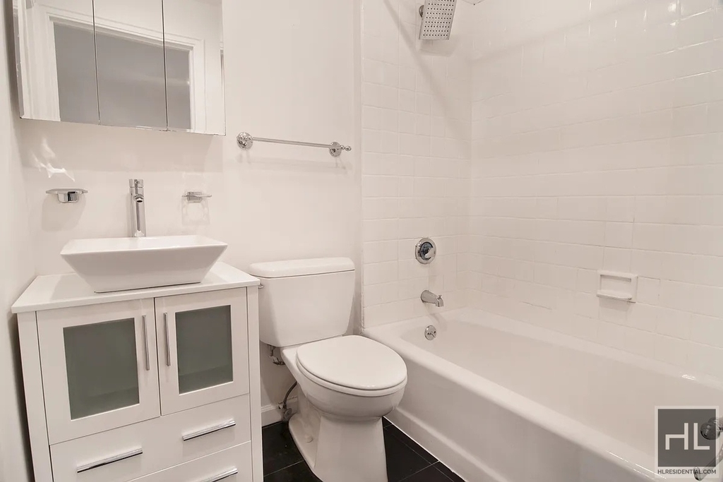 West 58th Street - Photo 3