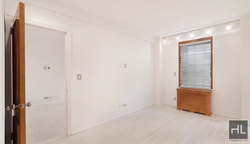 West 58th Street - Photo 5