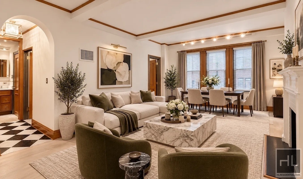 West 58th Street - Photo 1