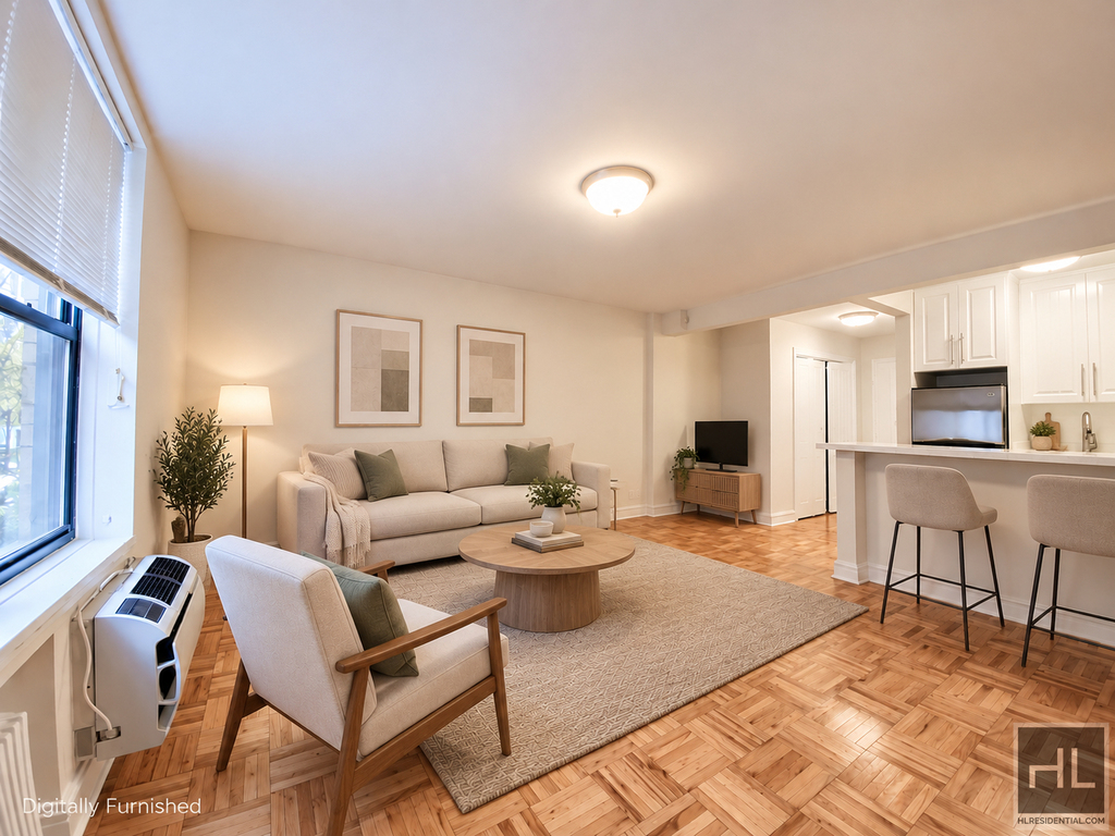 West 16 Street - Photo 1