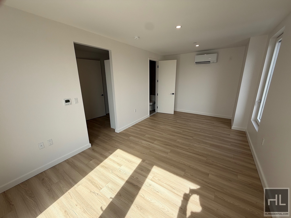 4 Avenue - Photo 18