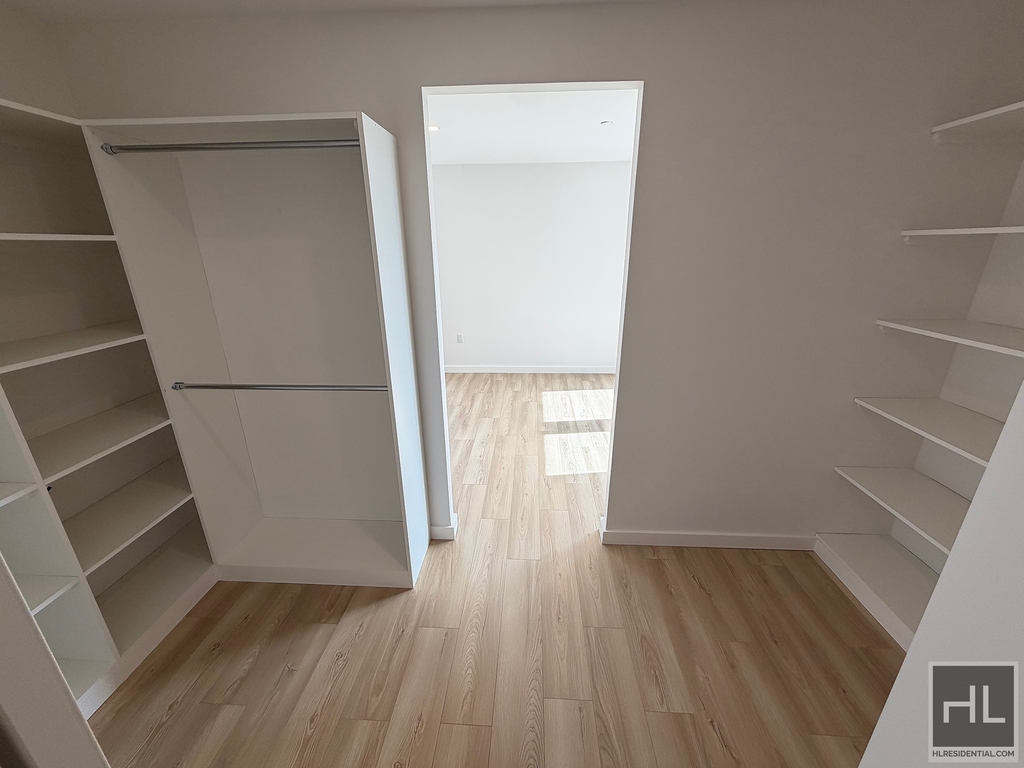 4 Avenue - Photo 13