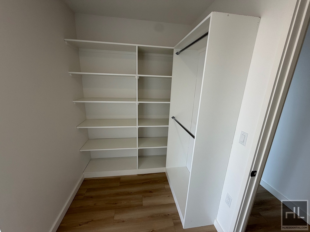 4 Avenue - Photo 15
