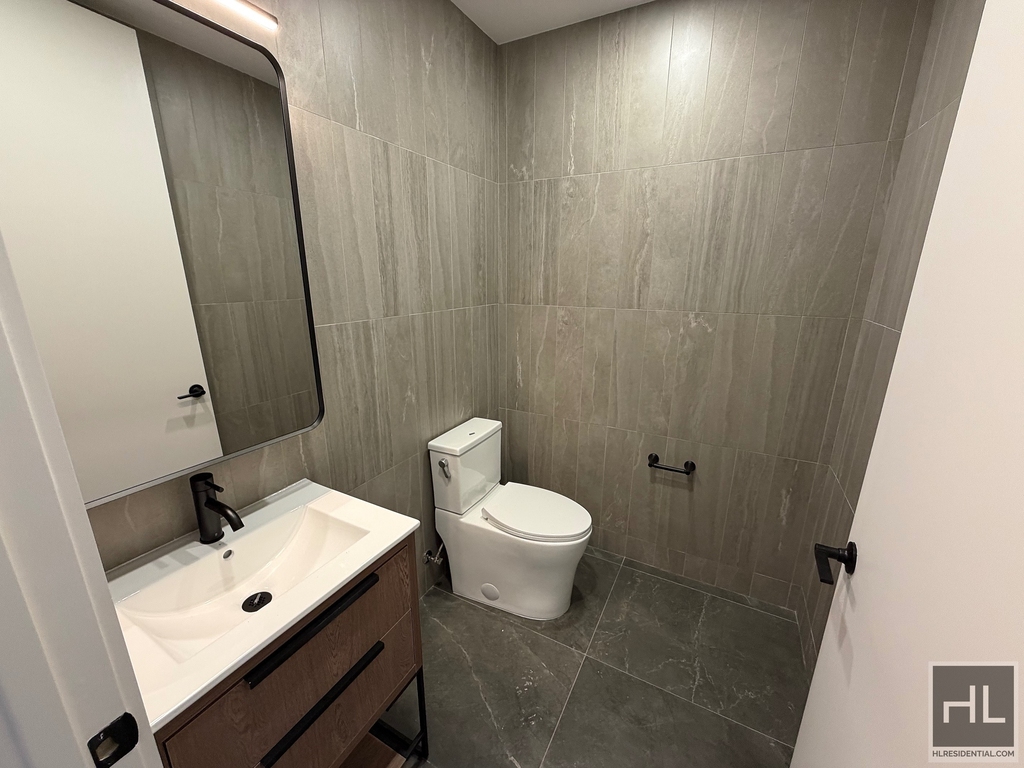 4 Avenue - Photo 8