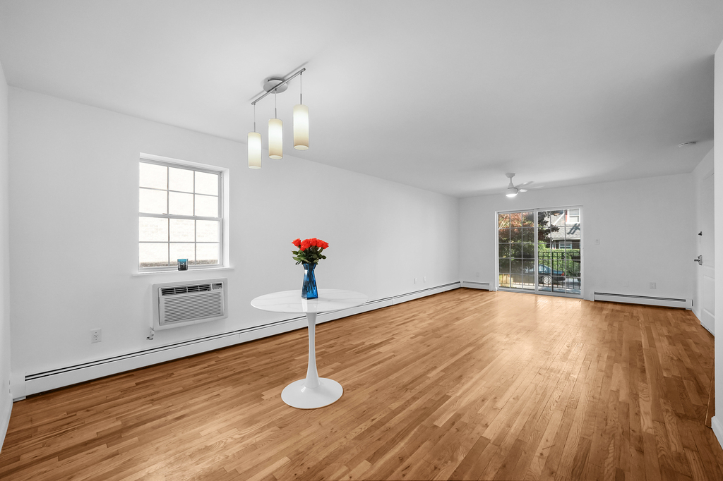 533 Minnieford Avenue - Photo 2